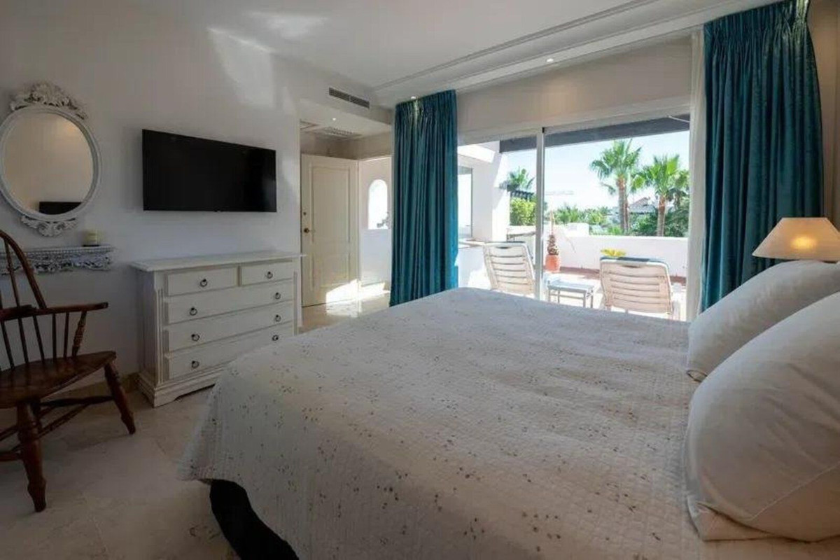Penthouse Duplex in Puerto Banús-10