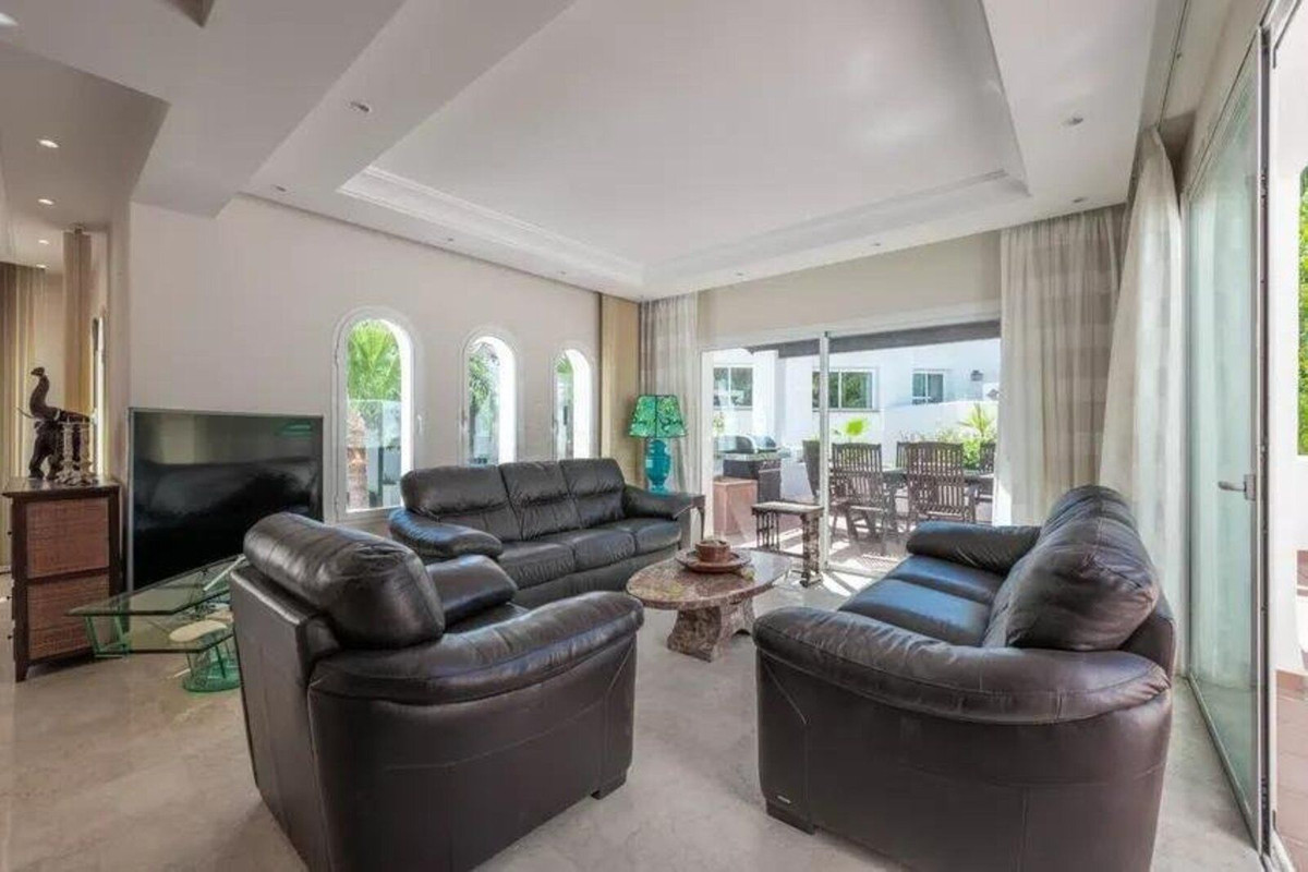Penthouse Duplex in Puerto Banús-2