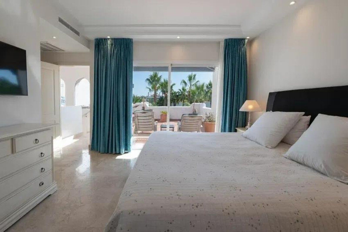 Penthouse Duplex in Puerto Banús-9