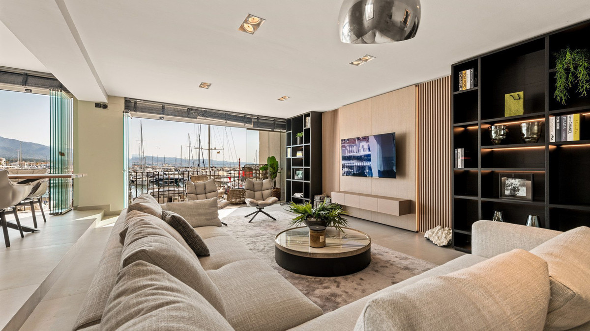 Appartement te koop in Puerto Banús | 2 slaapkamers H5006665