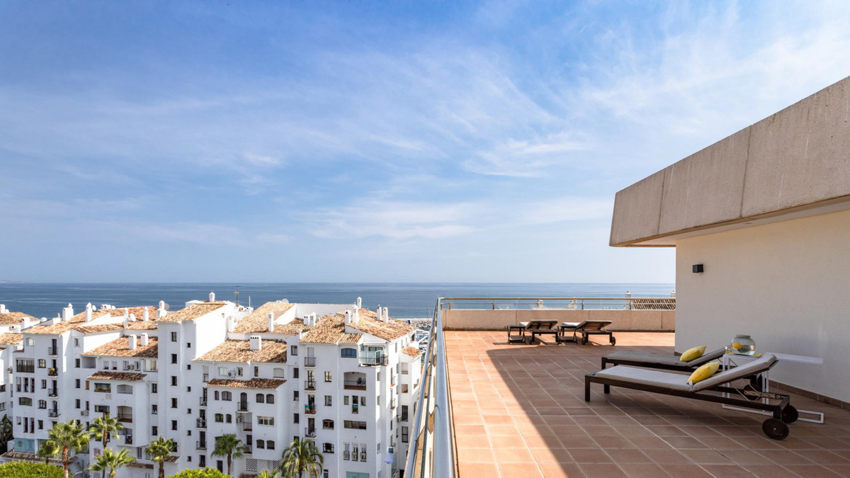 Penthouse in Puerto Banús-8