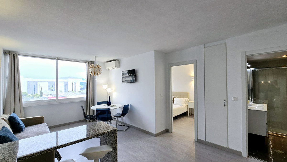 Tussenverdieping Appartement in Puerto Banús-11