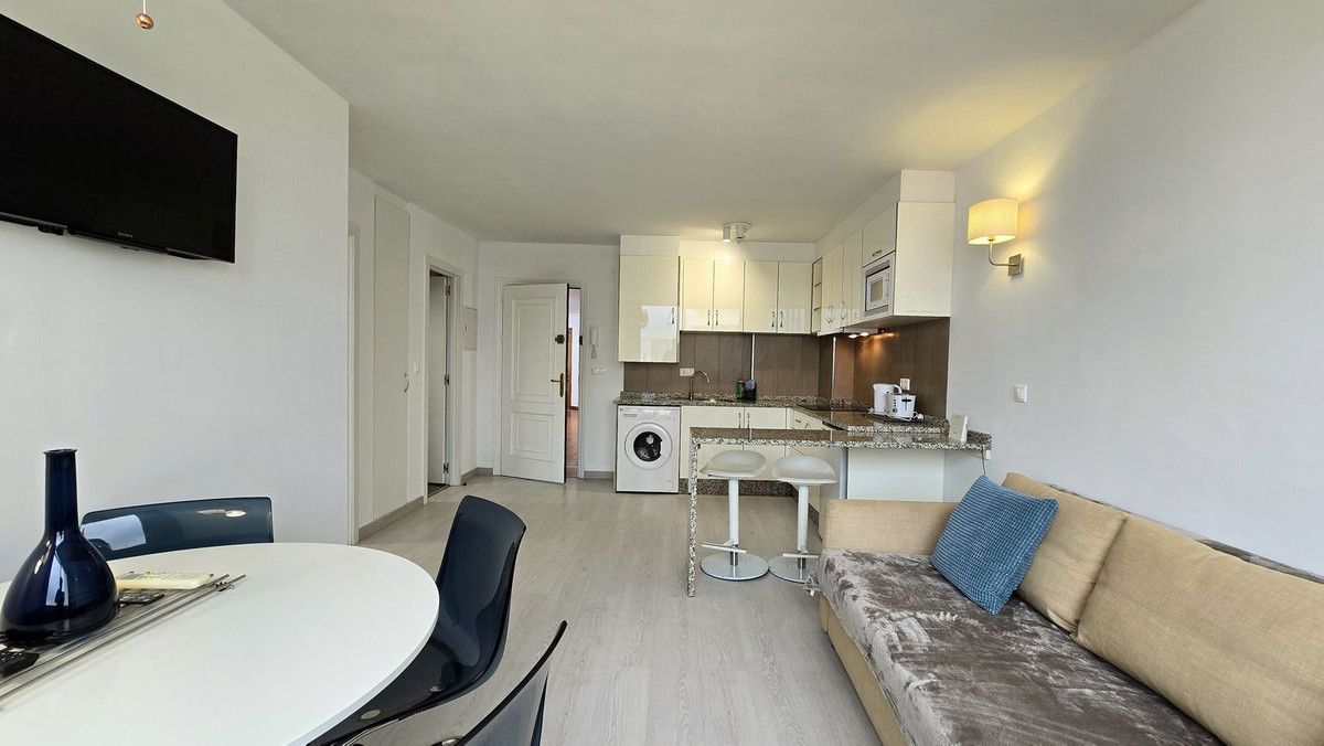 Tussenverdieping Appartement in Puerto Banús-4