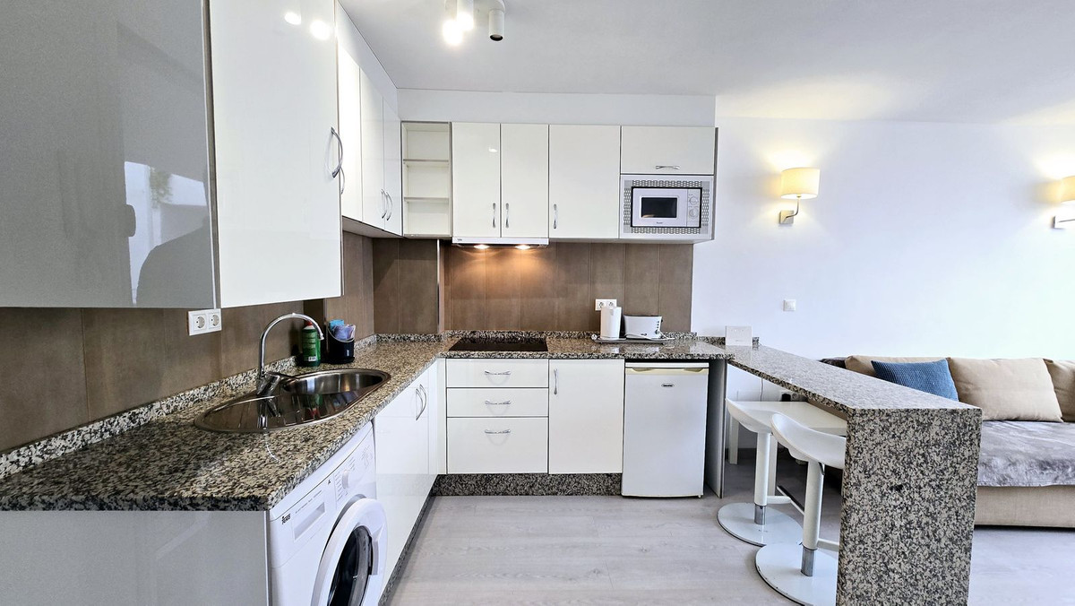 Tussenverdieping Appartement in Puerto Banús-9