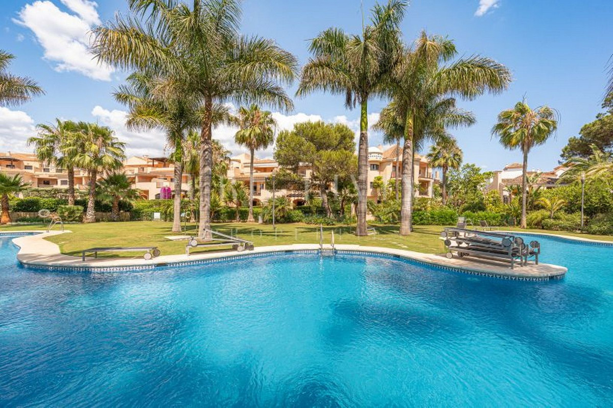 Tussenverdieping Appartement in Puerto Banús-2