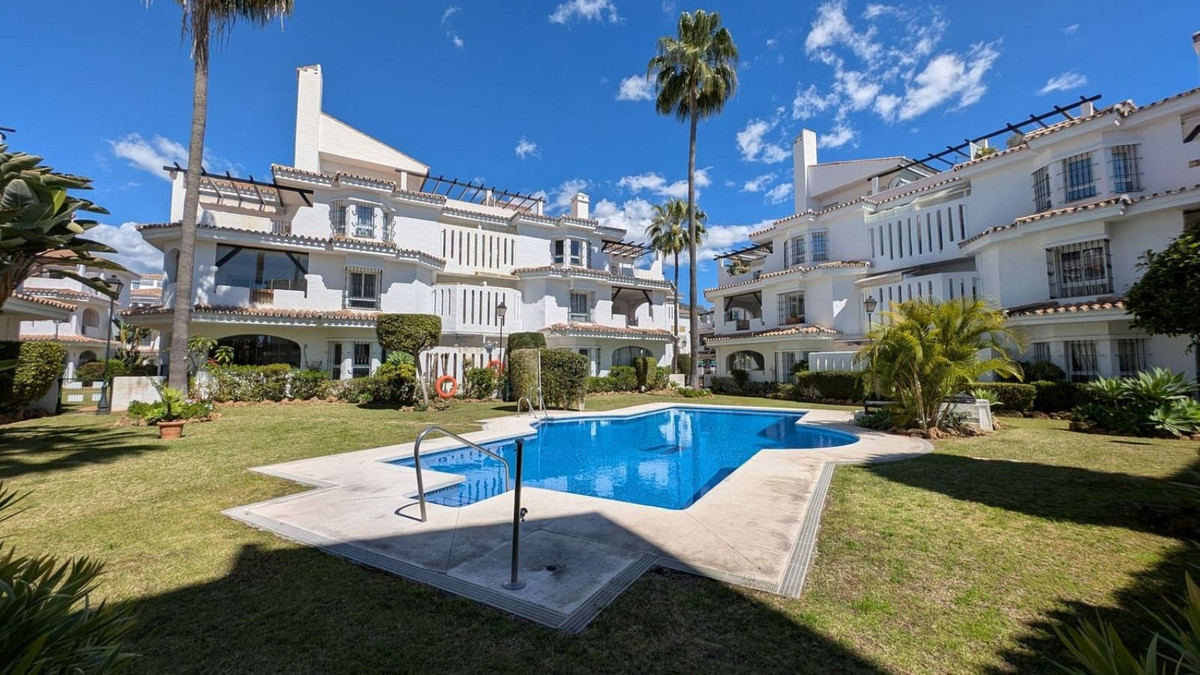 Penthouse Duplex in Puerto Banús-1