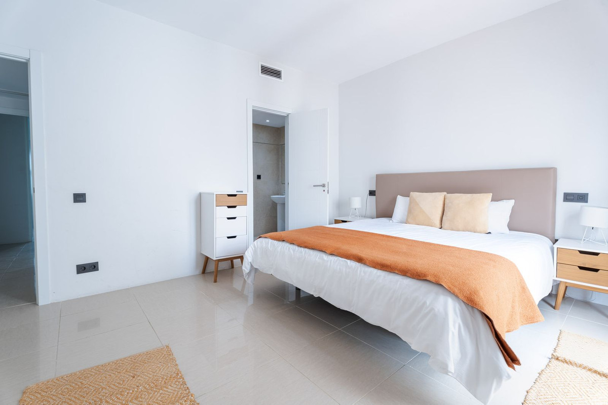Appartement te koop in Puerto Banús | 2 slaapkamers H5019289