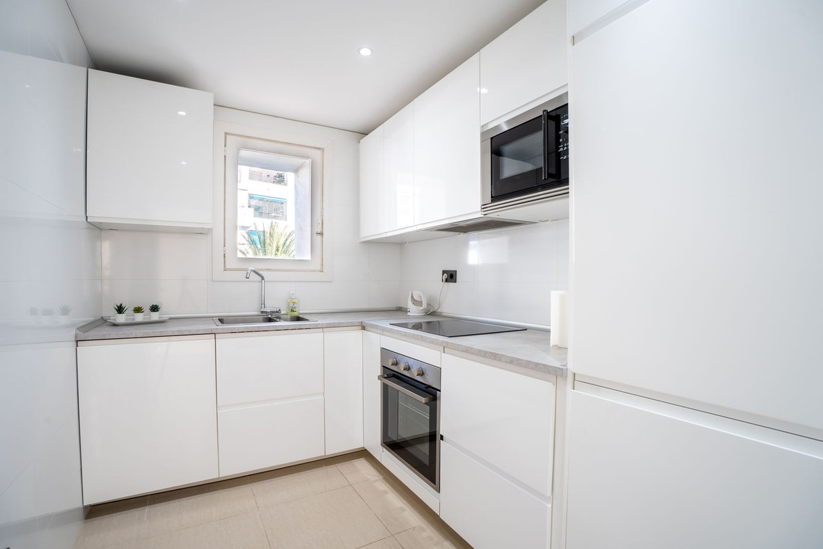 Appartement te koop in Puerto Banús | 2 slaapkamers H5019289