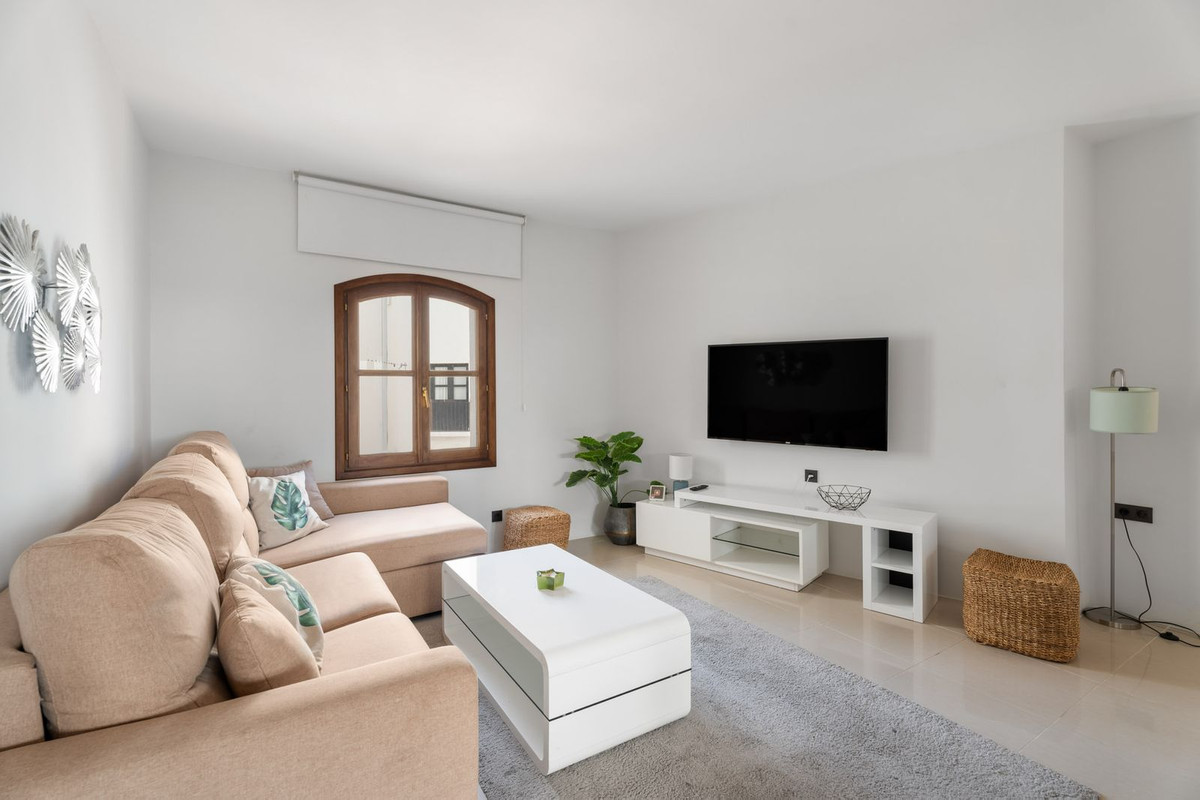 Appartement te koop in Puerto Banús | 2 slaapkamers H5019289