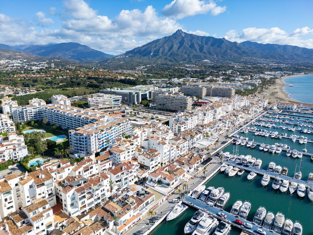 Tussenverdieping Appartement in Puerto Banús-21