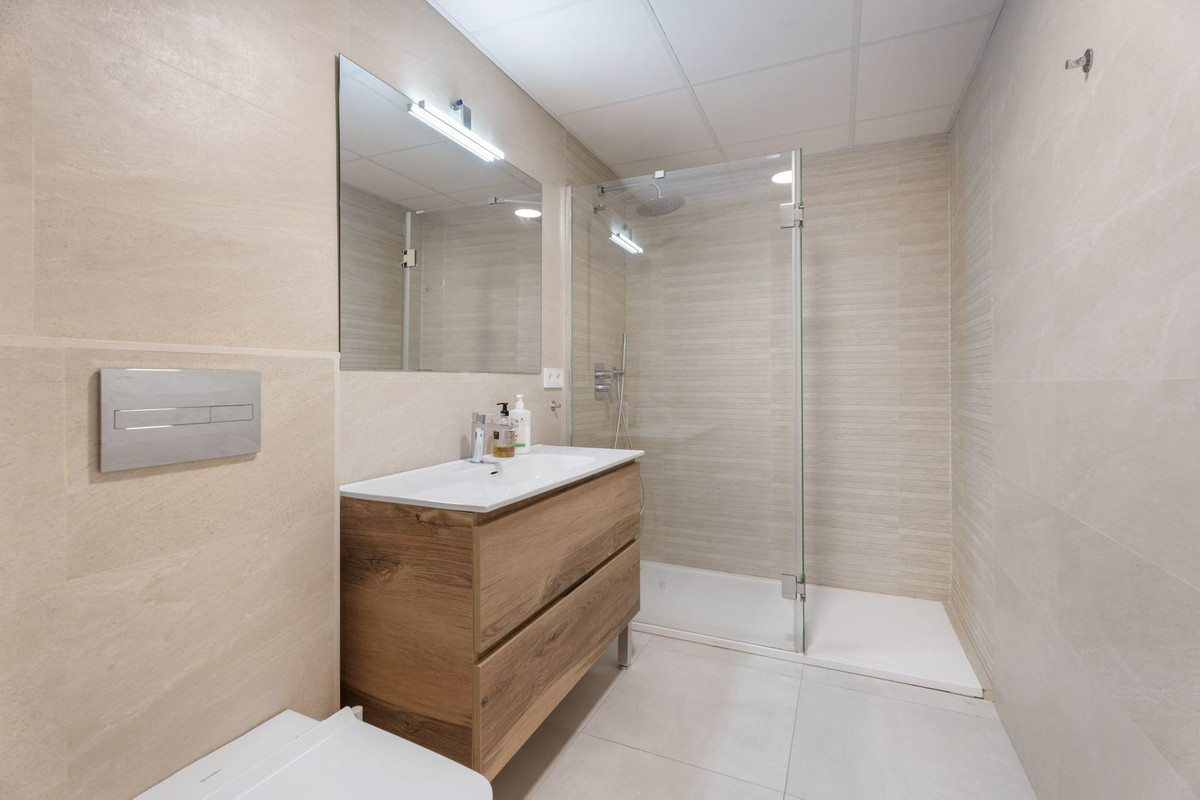 Tussenverdieping Appartement in Puerto Banús-7