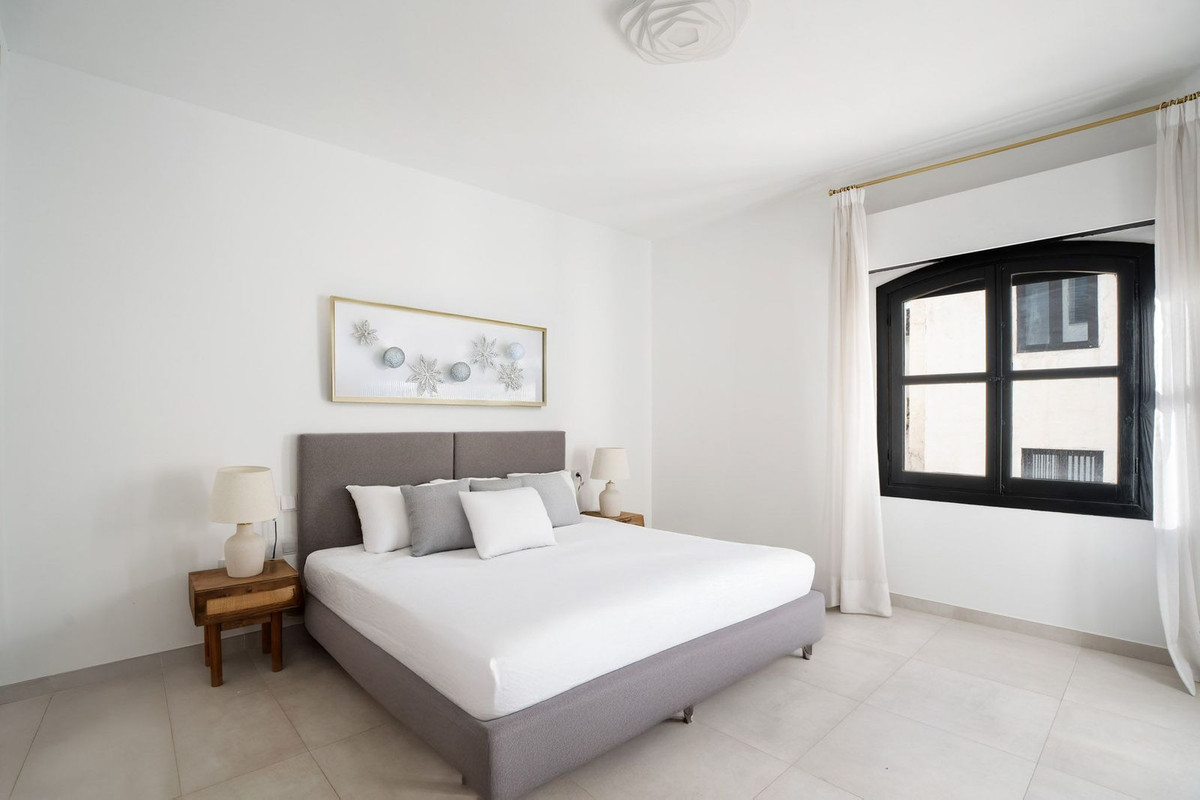 Tussenverdieping Appartement in Puerto Banús-8