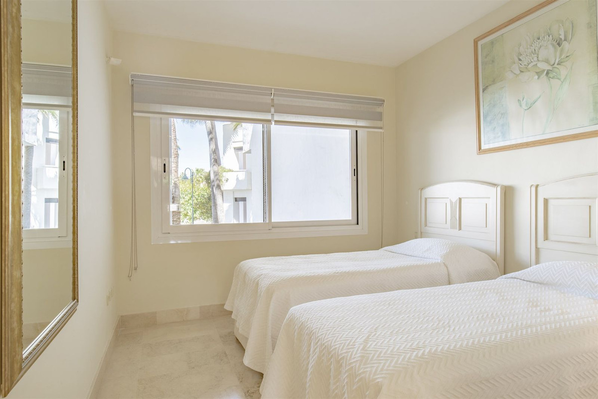 Tussenverdieping Appartement in Puerto Banús-18