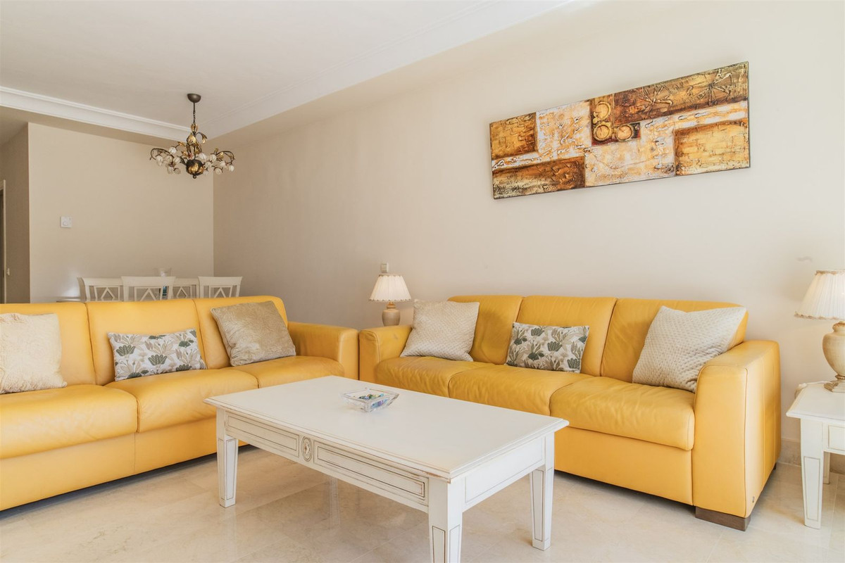 Tussenverdieping Appartement in Puerto Banús-7