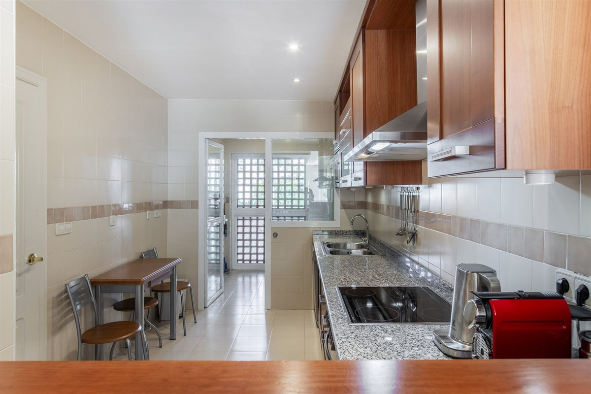 Tussenverdieping Appartement in Puerto Banús-9
