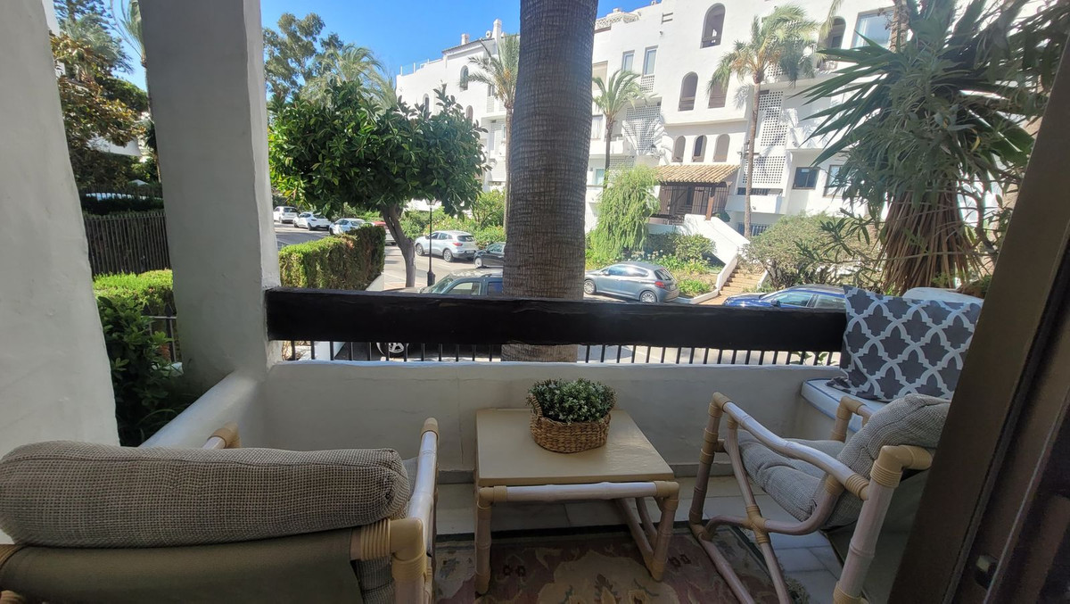Appartement te koop in Puerto Banús | 2 slaapkamers H5026267