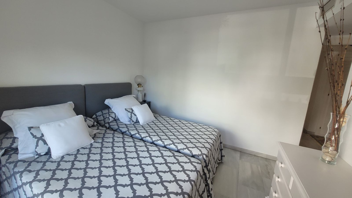 Appartement te koop in Puerto Banús | 2 slaapkamers H5026267