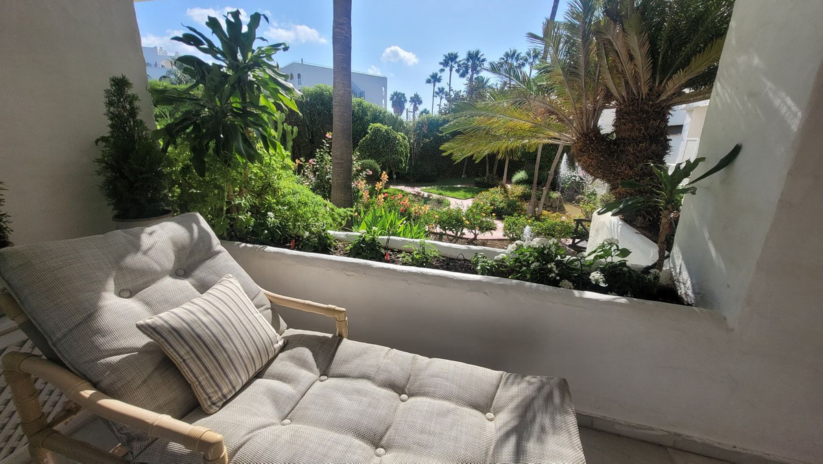 Appartement te koop in Puerto Banús | 2 slaapkamers H5026267