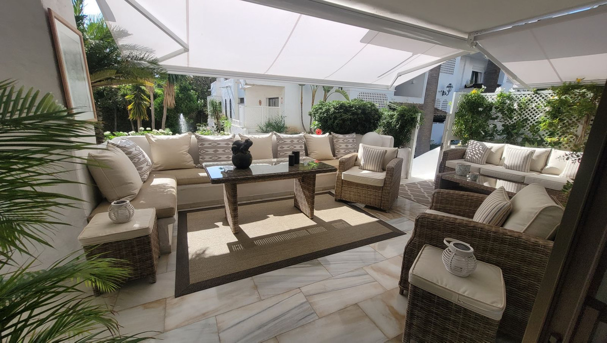 Appartement te koop in Puerto Banús | 2 slaapkamers H5026267