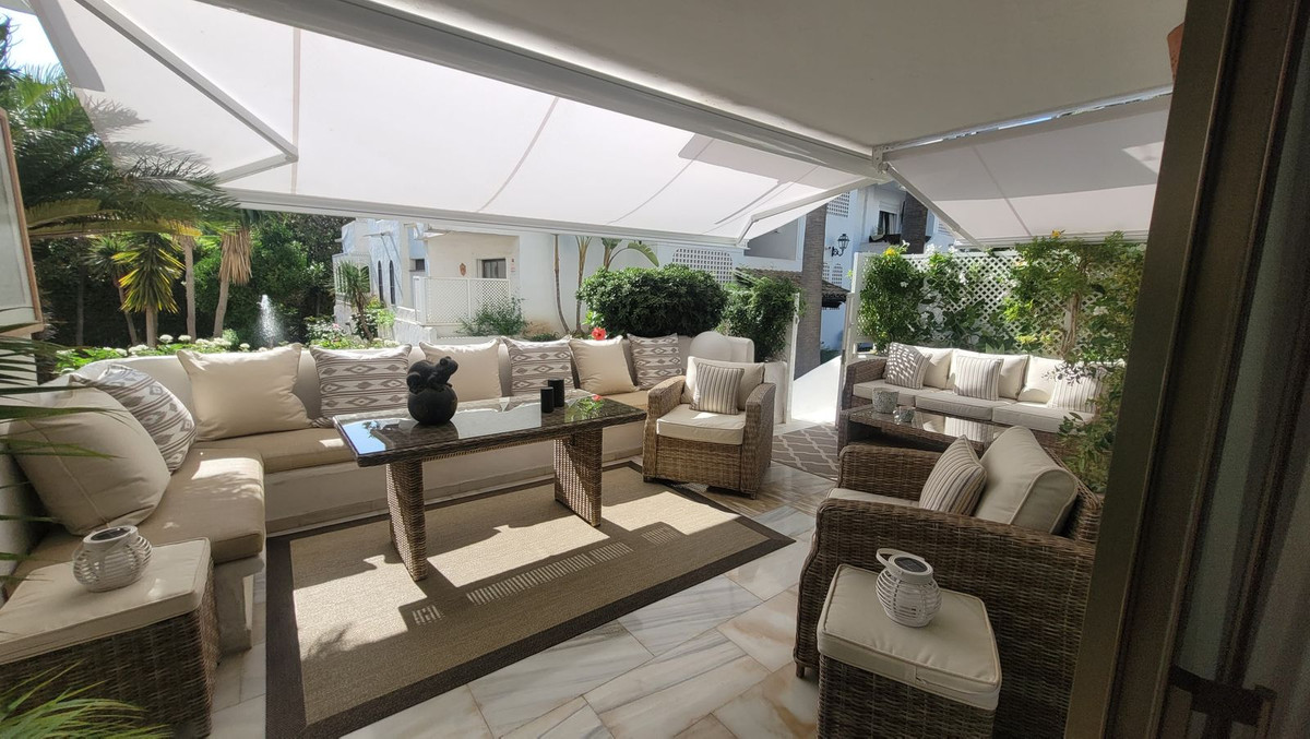Appartement te koop in Puerto Banús | 2 slaapkamers H5026267