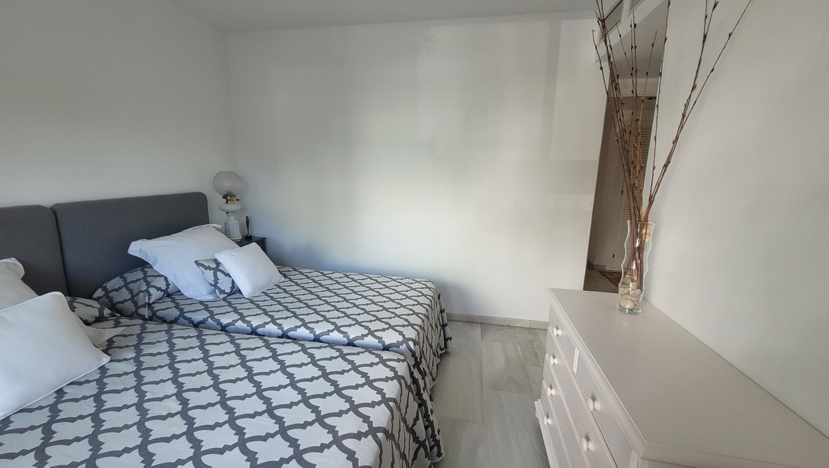 Appartement te koop in Puerto Banús | 2 slaapkamers H5026267