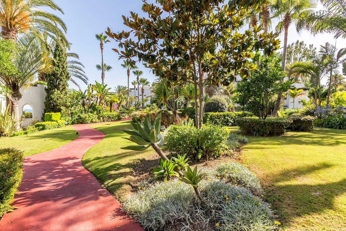 Penthouse for sale in Puerto Banús | 3 bedrooms H5034295