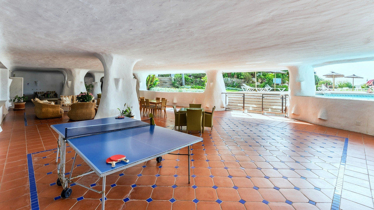 Penthouse for sale in Puerto Banús | 3 bedrooms H5034295