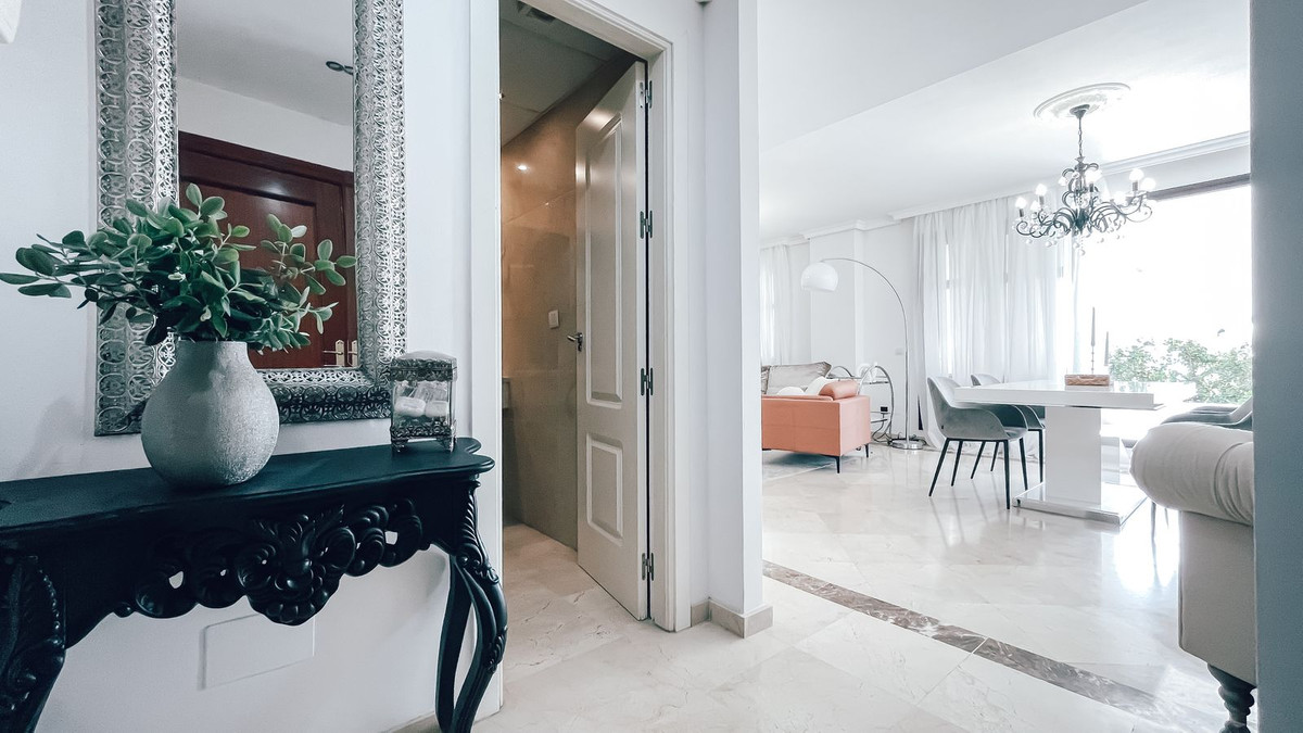 Appartement te koop in Puerto Banús | 2 slaapkamers H5038831