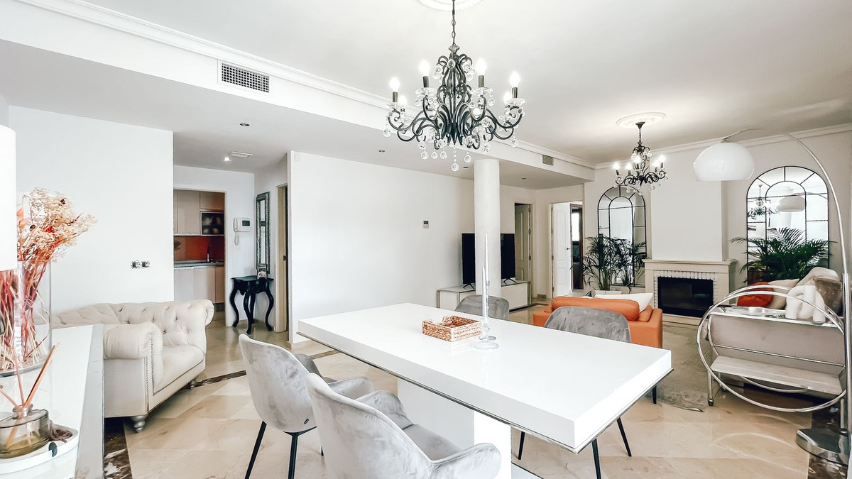 Appartement te koop in Puerto Banús | 2 slaapkamers H5038831