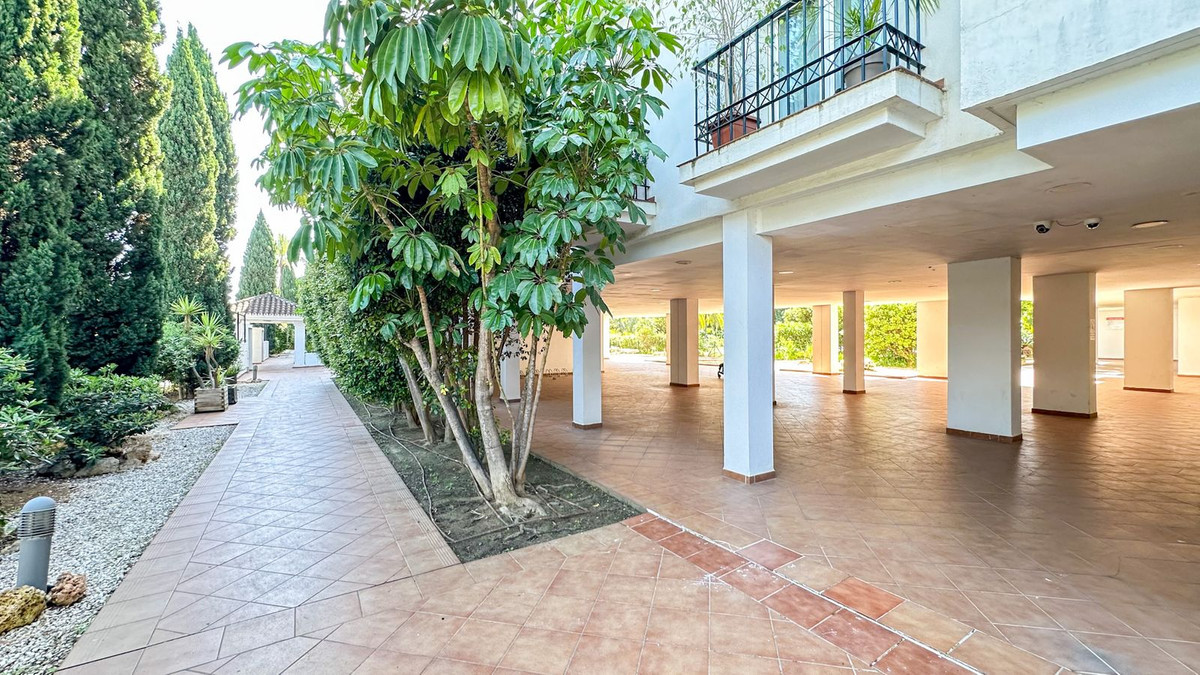 Appartement te koop in Puerto Banús | 2 slaapkamers H5042215