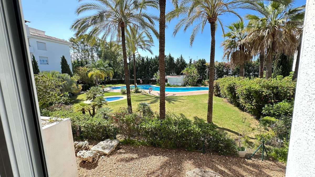 Appartement te koop in Puerto Banús | 2 slaapkamers H5042215