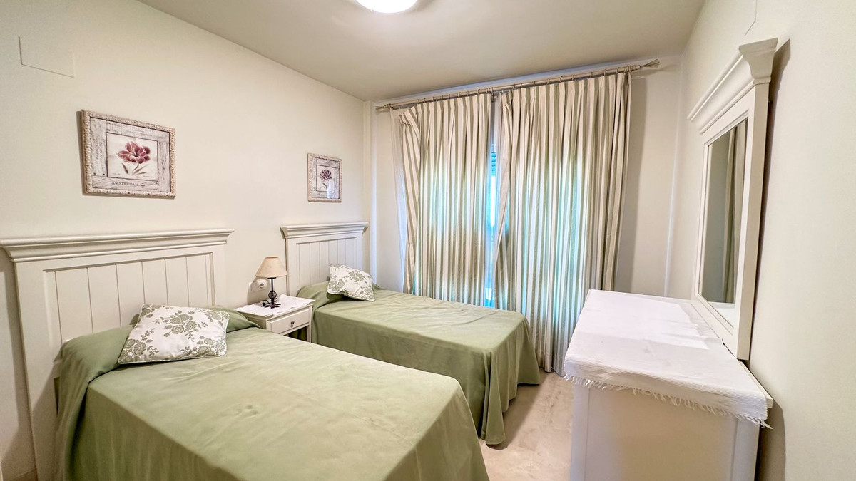 Appartement te koop in Puerto Banús | 2 slaapkamers H5042215