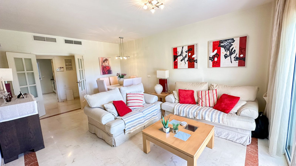 Appartement te koop in Puerto Banús | 2 slaapkamers H5042215