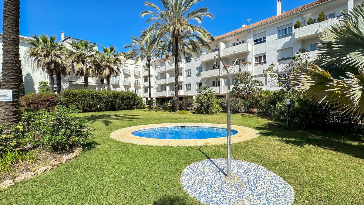 Appartement te koop in Puerto Banús | 2 slaapkamers H5042215