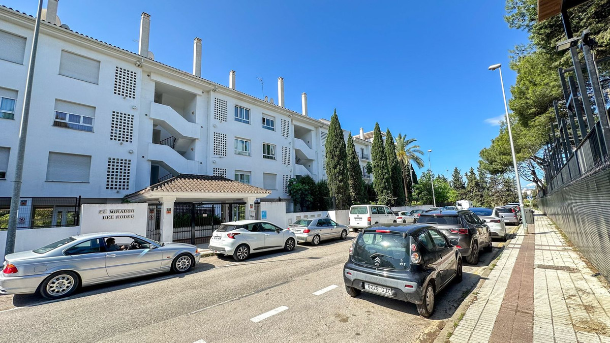 Appartement te koop in Puerto Banús | 2 slaapkamers H5042215
