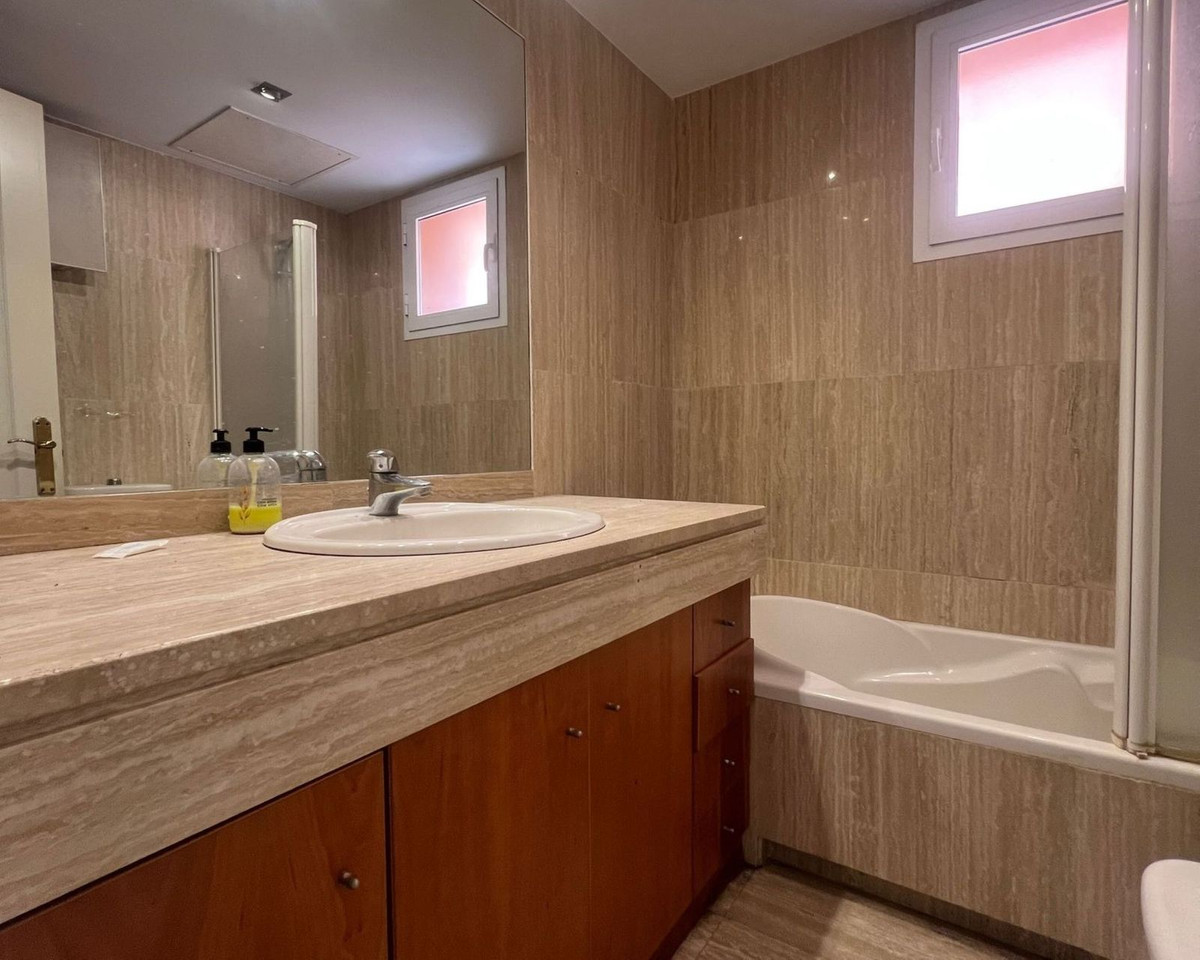 Penthouse in Puerto Banús-12