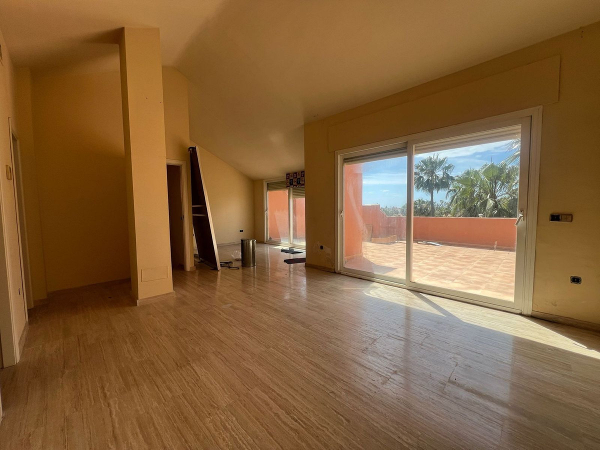Penthouse in Puerto Banús-6