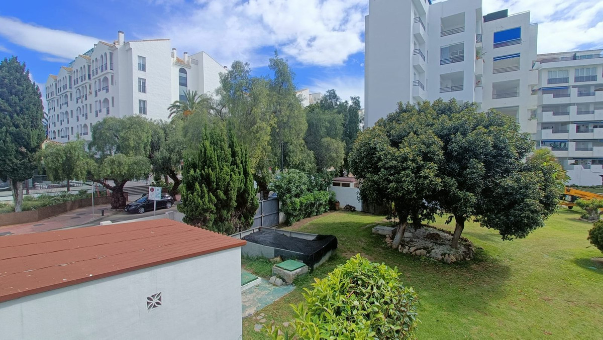 Tussenverdieping Appartement in Puerto Banús-18