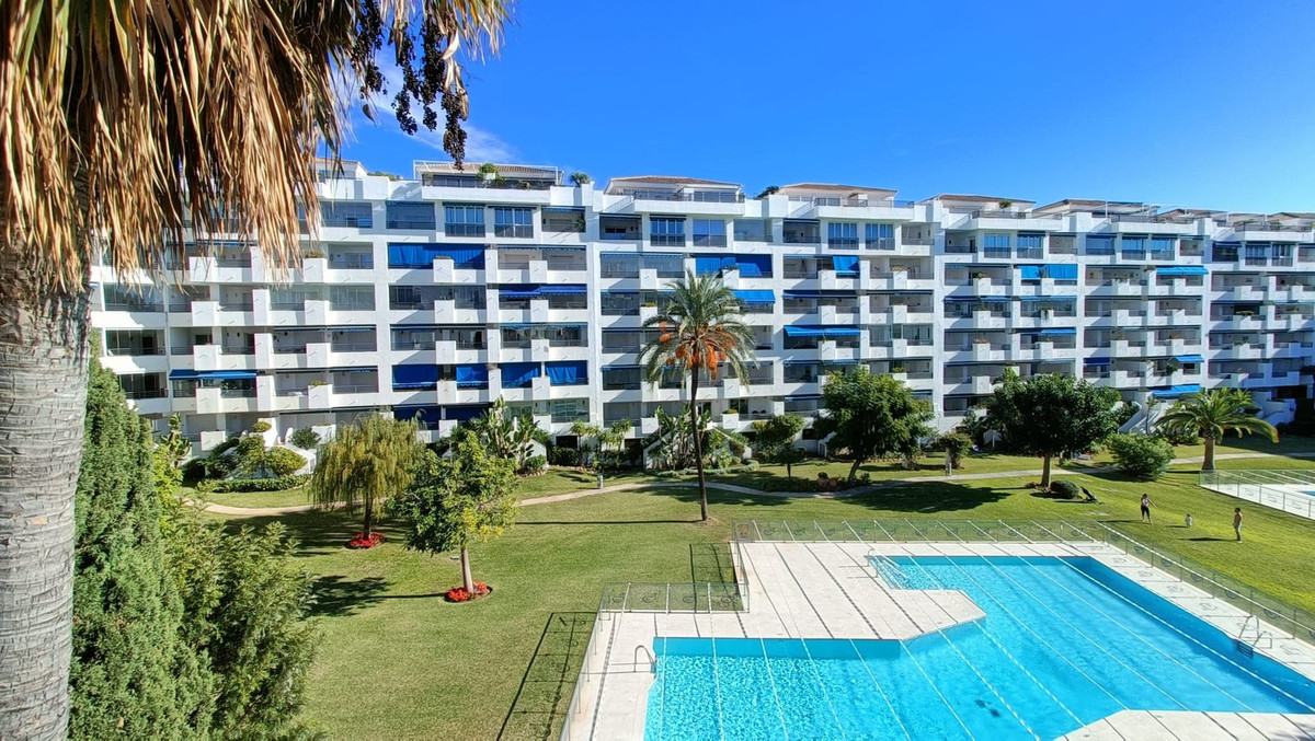 Tussenverdieping Appartement in Puerto Banús-20