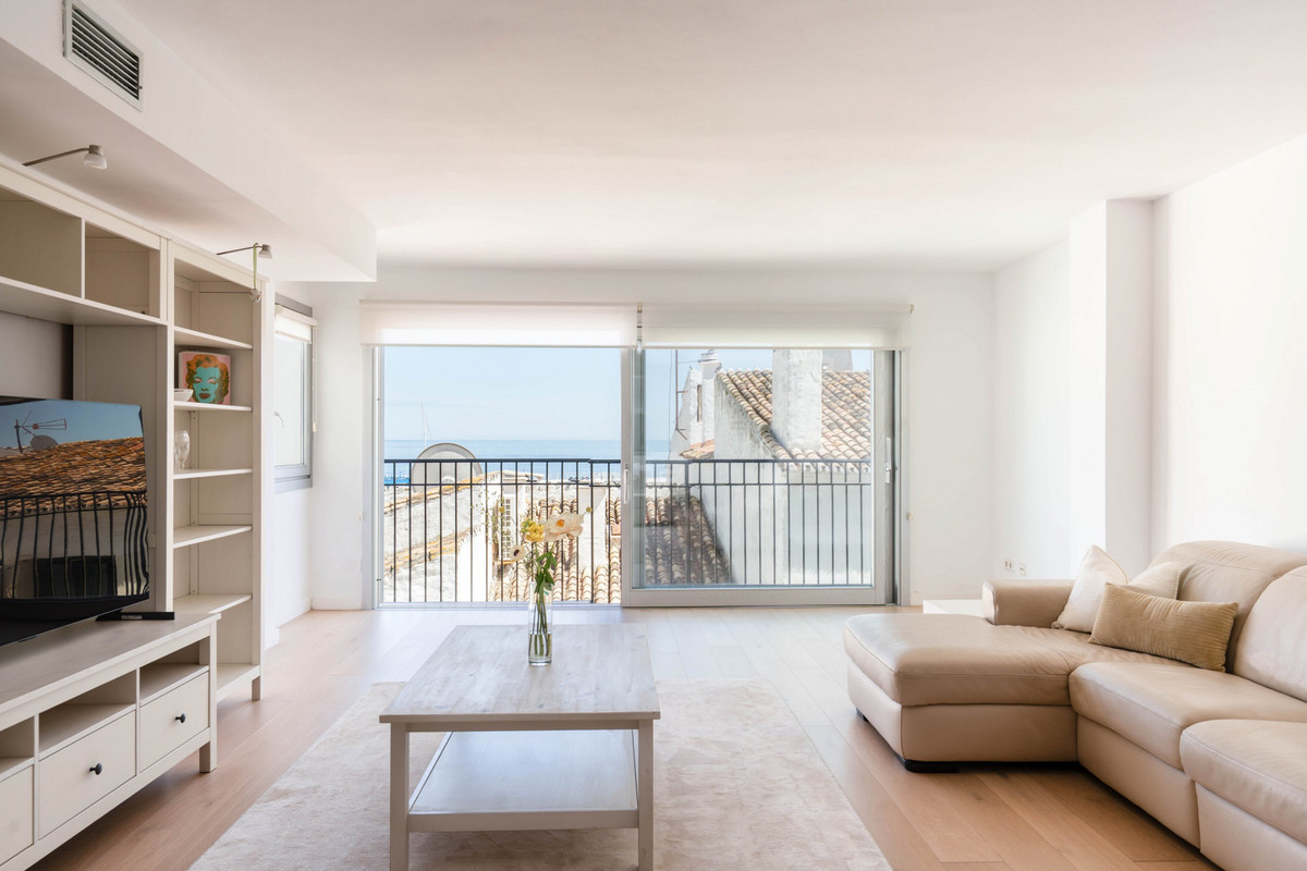 Tussenverdieping Appartement in Puerto Banús-4