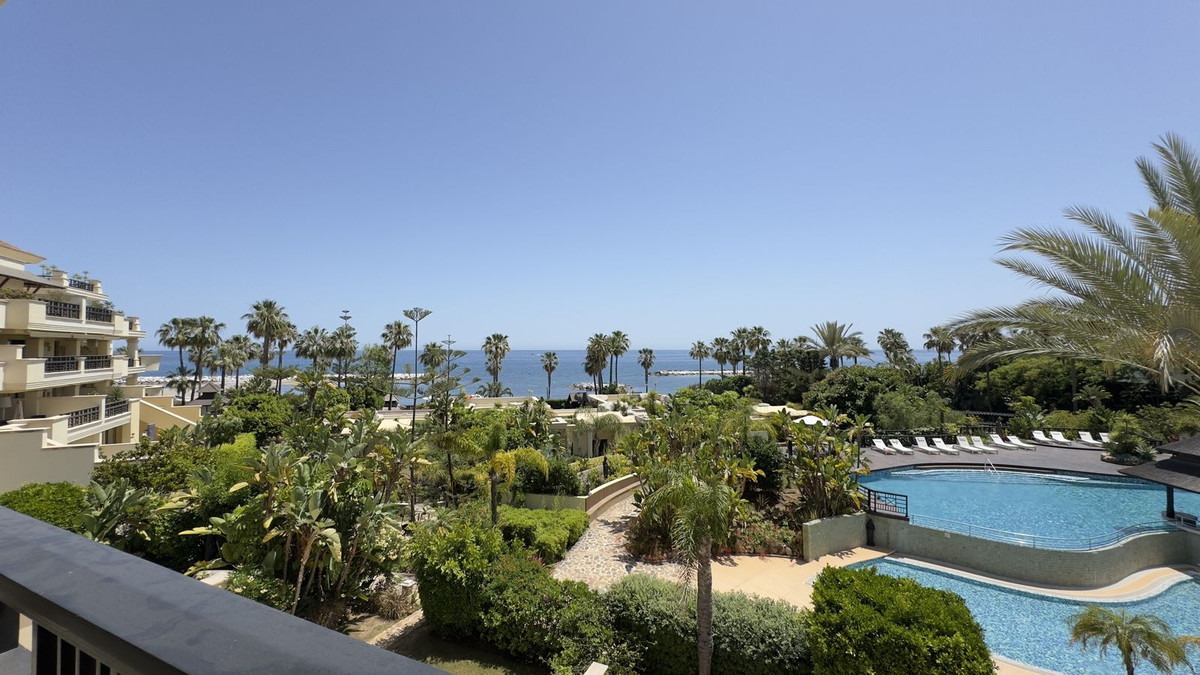 Appartement te koop in Puerto Banús | 3 slaapkamers H5054650