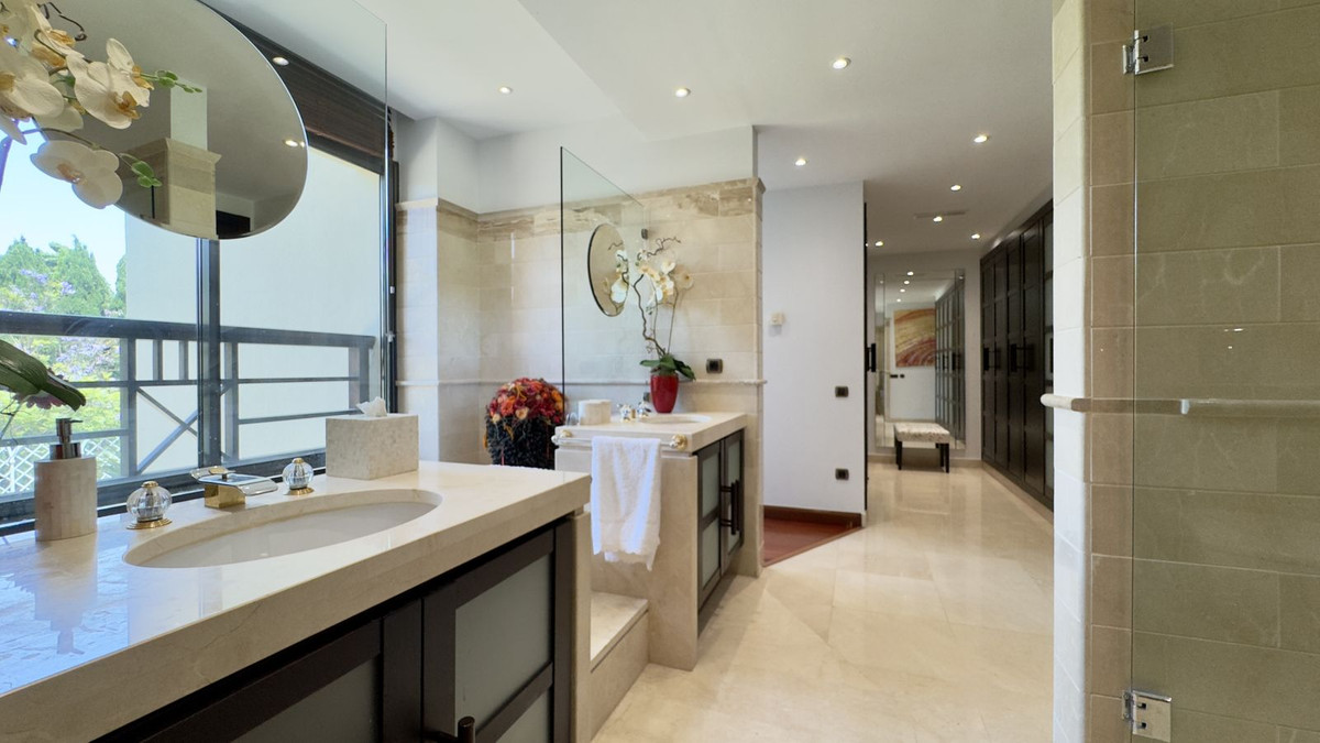 Appartement te koop in Puerto Banús | 3 slaapkamers H5054650