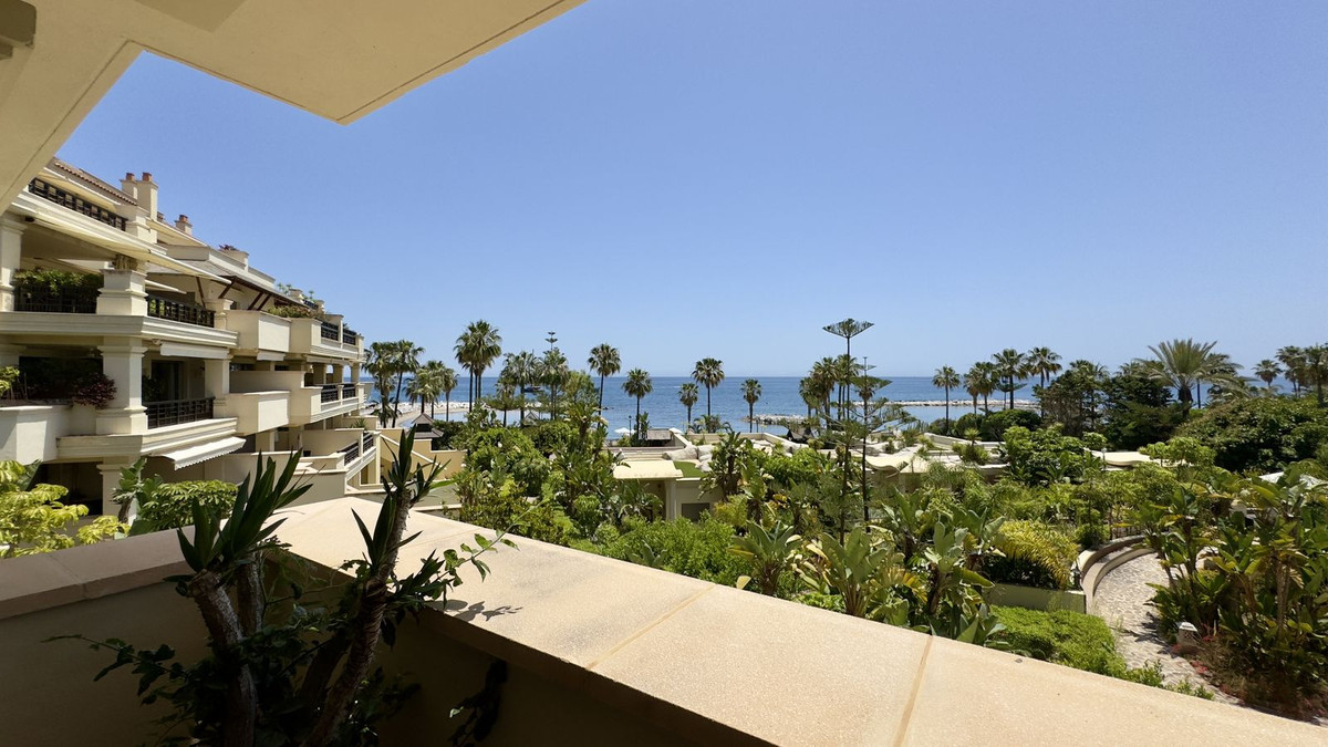 Appartement te koop in Puerto Banús | 3 slaapkamers H5054650