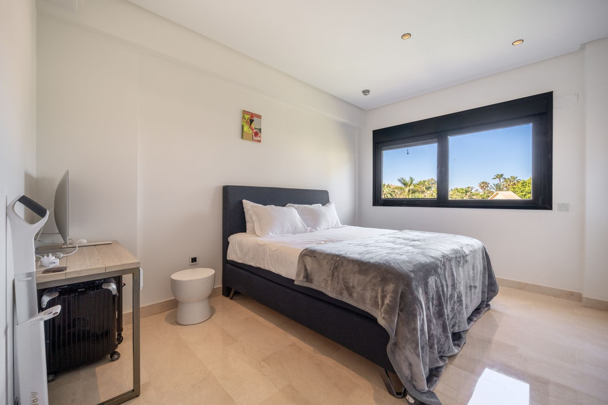 Appartement te koop in Puerto Banús | 3 slaapkamers H5054806