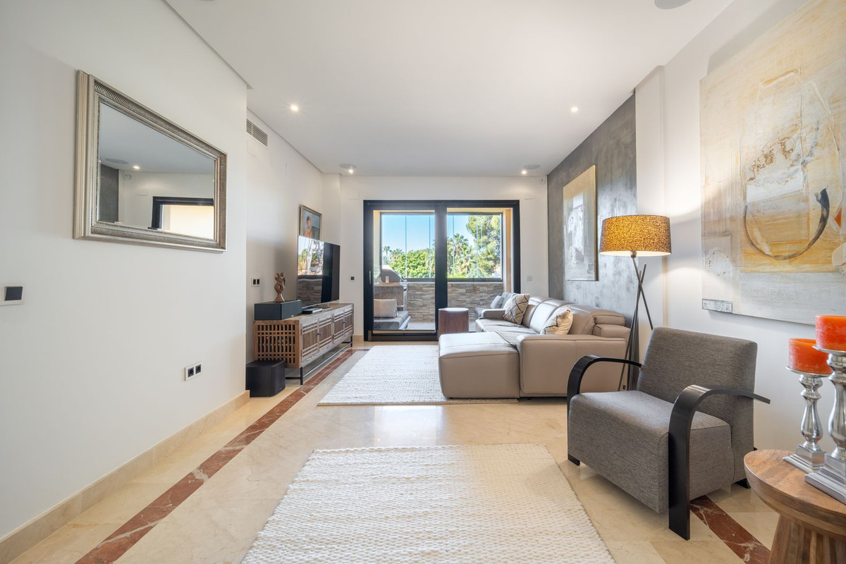 Appartement te koop in Puerto Banús | 3 slaapkamers H5054806