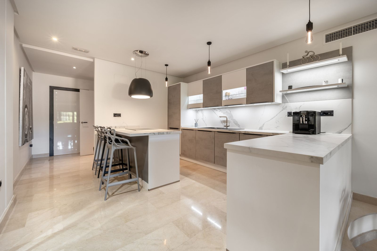 Appartement te koop in Puerto Banús | 3 slaapkamers H5054806