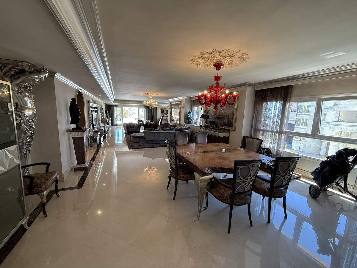 Appartement te koop in Puerto Banús | 4 slaapkamers H5054938