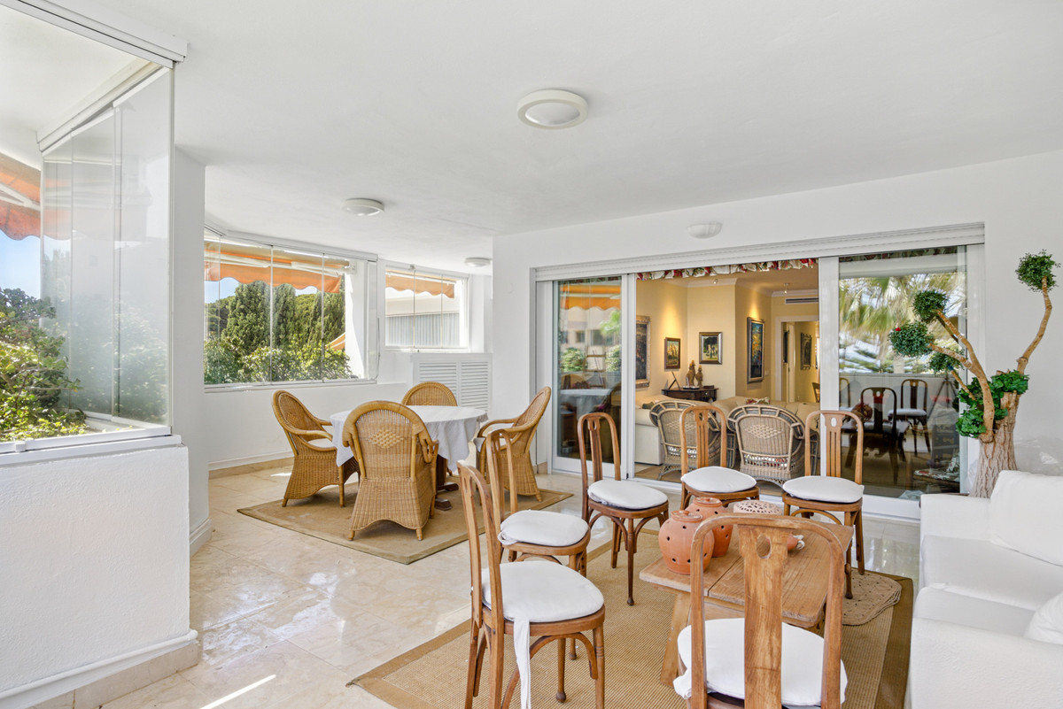 Appartement te koop in Puerto Banús | 2 slaapkamers H5056027