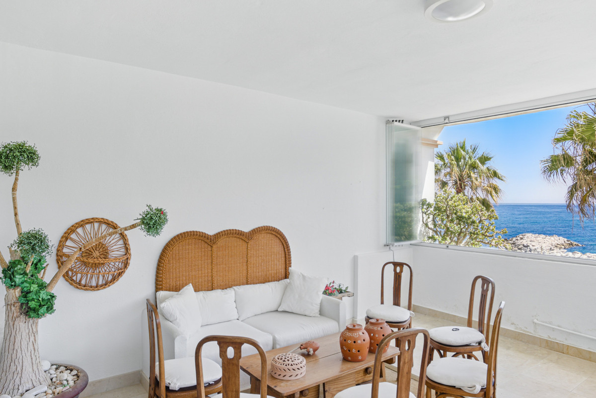 Appartement te koop in Puerto Banús | 2 slaapkamers H5056027