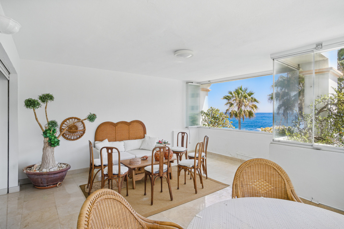 Appartement te koop in Puerto Banús | 2 slaapkamers H5056027